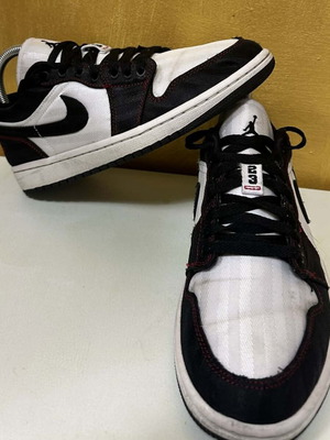 Air Jordan 1 Low SE Utility sneakers used, size 40, white and black