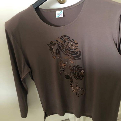 Long-sleeve elastic blouse like new, chocolate color