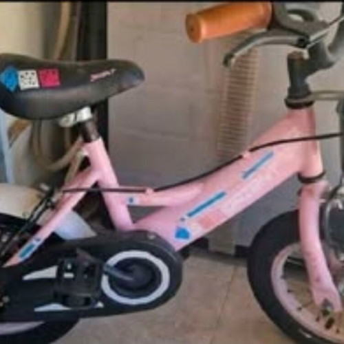Orient Terry 12" and Orient Tiger 14" children's bicycles like new with training wheels