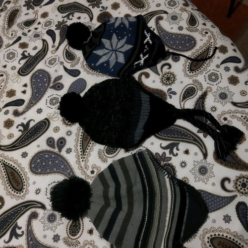 Teen knit caps used, pack of 3