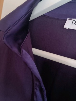 Blouse size L like new, purple with collar and buttons