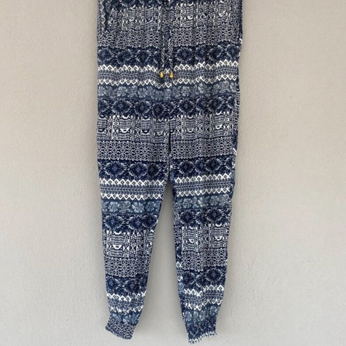 Wide printed pants like new, white and blue, Small/Medium