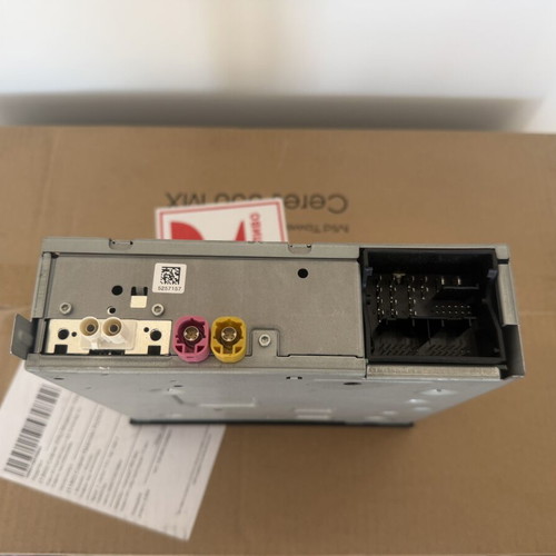 Oem Media VW/Seat CarPlay full set used