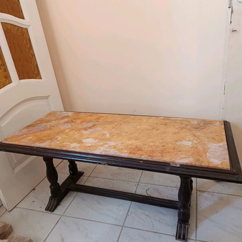 Coffee table used with marble in very good condition