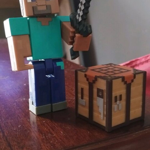 Minecraft Steve figures like new