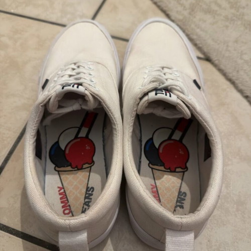 Tommy Hilfiger men's shoes size 43, like new, white