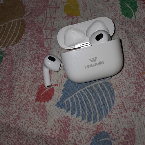 Wireless headphones like new, fully charged, ready to use