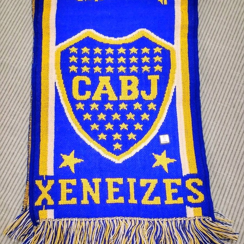 Boca Juniors collectible scarf like new, authentic
