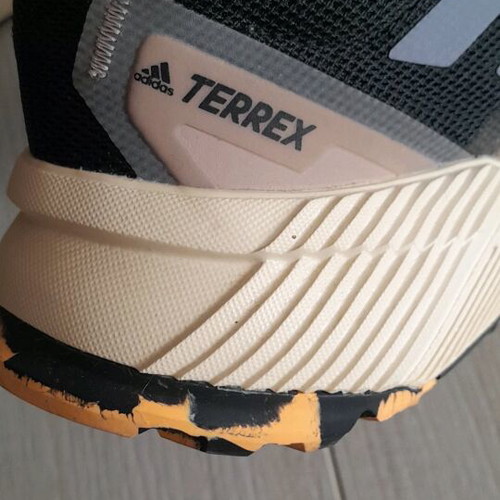 Adidas Terrex athletic shoes like new, size 40, peach-black