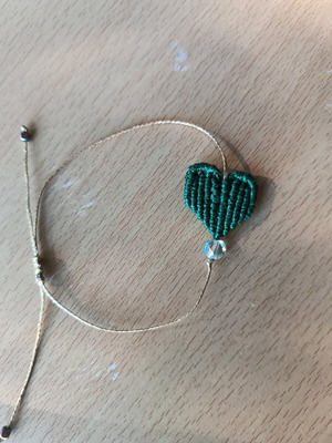 Macrame bracelet heart with glass stone new, green and gold