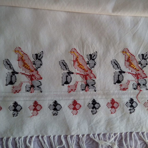 Traditional Cretan table runner new with red birds