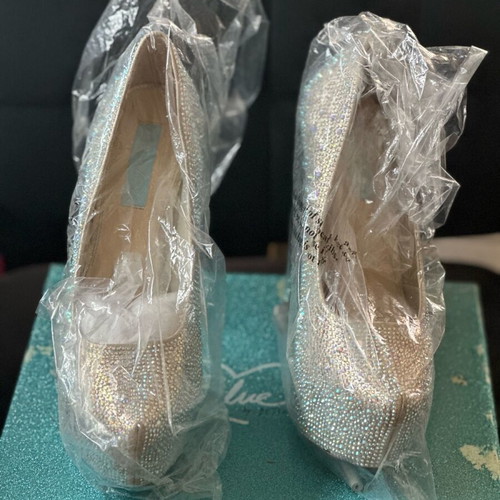 Betsey Johnson Swarovski limited edition heels like new, size 41