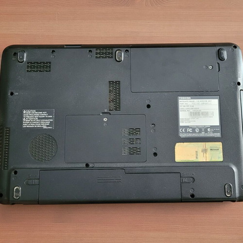 Toshiba Satellite C650D-11G laptop used, for repair or spare parts