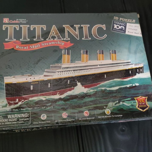 3D Puzzle Titanic CubicFun T4012h like new, 35 pieces