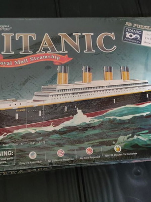3D Puzzle Titanic CubicFun T4012h like new, 35 pieces