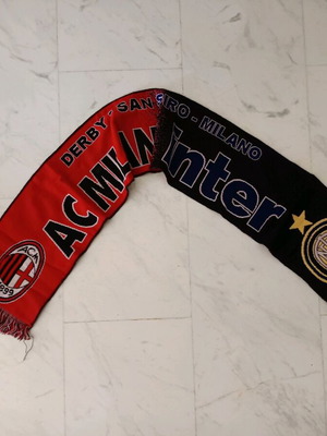 Milan-Inter Scarf collectible, authentic, like new