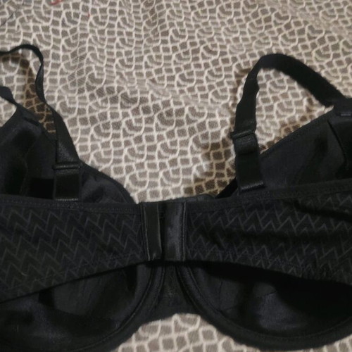 Passionata bra EU 70F new with tags black