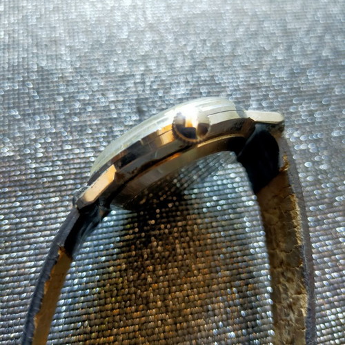 Mechanical wristwatch used, works