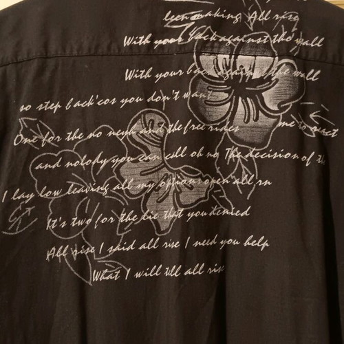 Shirt with design XL like new, black
