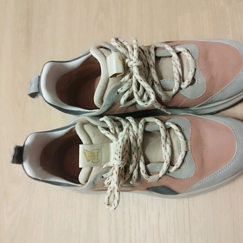 Hogan athletic shoes like new, size 36, gray pink