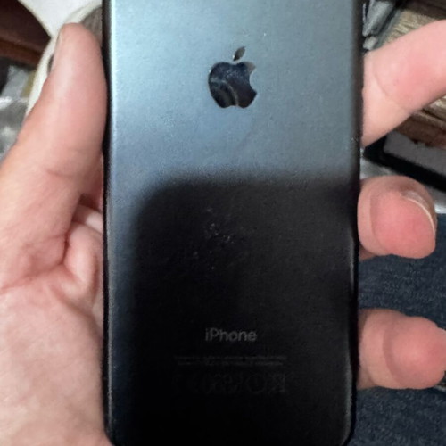 iPhone 7 32 g used, for parts only