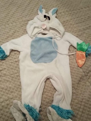 Baby carnival costume like new, 9-12 months
