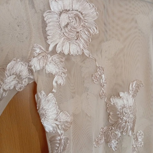 Embroidered bodysuit with beige flowers transparent like new size S-M