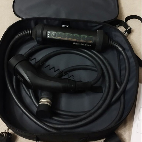 Mercedes-Benz Portable Charger for Electric and Plug-in Hybrid Vehicles like new