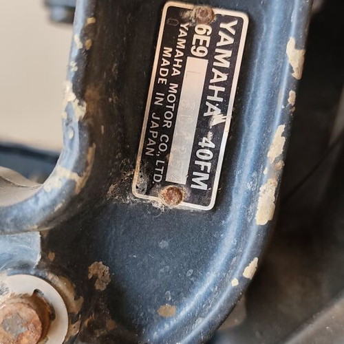 Yamaha 40hp outboard motor used with papers