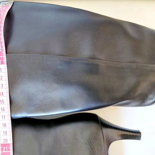 Wonders leather black boots new, size 40