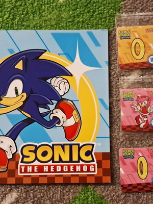 Koukouroukou Sonic 8 single stickers and album like new
