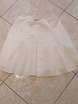 Bershka white skirt like new, size M 38 10