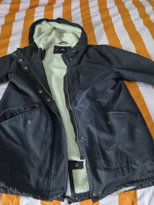 Volcom 5k parka σαν καινούργια, μαύρη, μέγεθος M με sherpa επένδυση