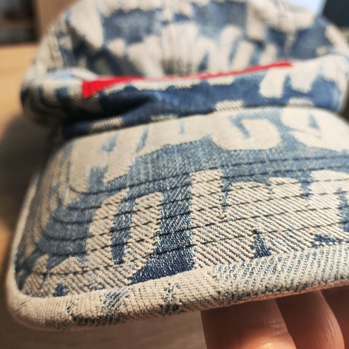 Supreme Fat Tip Jacquard Denim Camp Cap new, unisex jockey hat