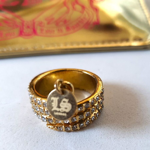 Love Soni gold ring with crystals and pendant like new