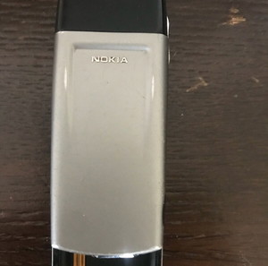 NOKIA 8850