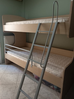Wooden children's bunk bed Sllik like new