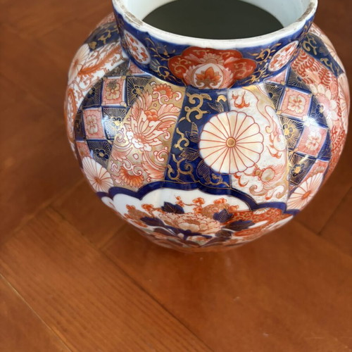 Imari jar 33cm used, Meiji period 1868-1912