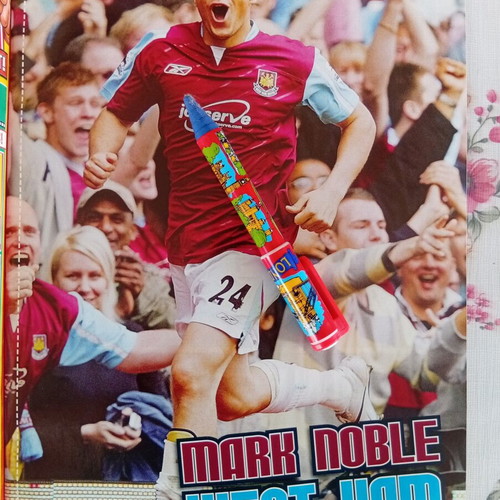 Match Football Magazine issue 10-16/7/2006 like new with Chelsea poster