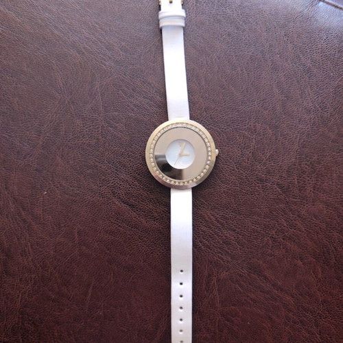 Women's watch white with gold dial and crystals like new