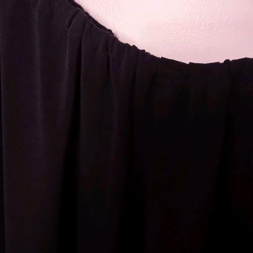 Black elastic off-shoulder blouse like new, size M