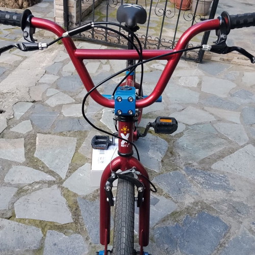 Bmx X TREME 2024 like new, 20 inch, red, V-Brakes