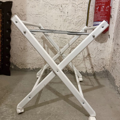 Bassinet stand metal foldable like new