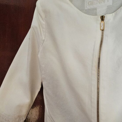 Genny white blazer like new