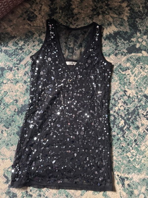 Black sequin top like new, size M