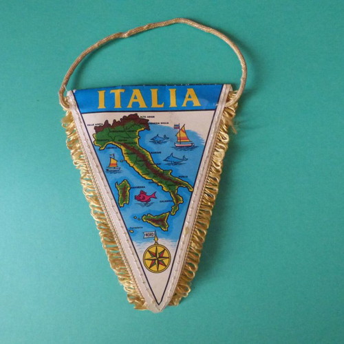 Pennant with Italy flag used