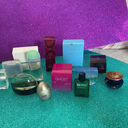 Mini perfumes like new, authentic with some boxes