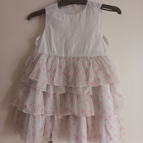 Baby dress 18 months like new with inner lining