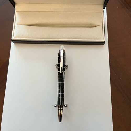 Montblanc roller pen new needs refill