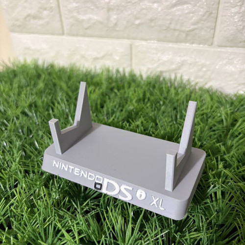 3D printed stand for Nintendo DS XL